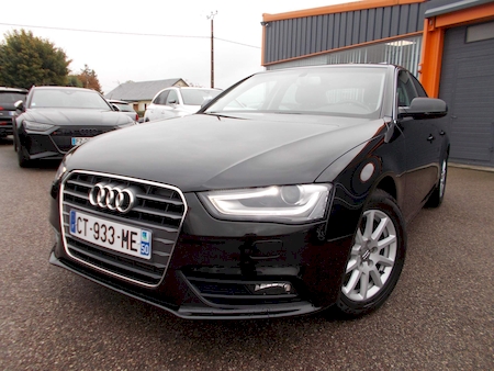 AUDI A4 IV 2.0 TDI 120 CV AMBIENTE
